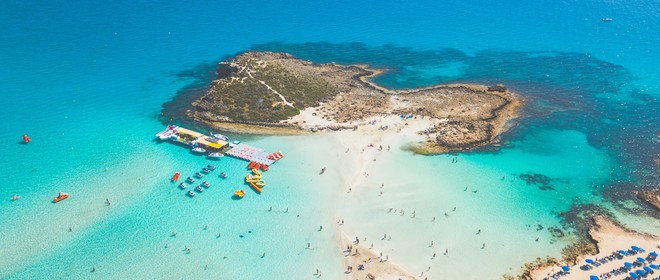 Прямые рейсы из Москвы на Кипр - LookMyTour.com